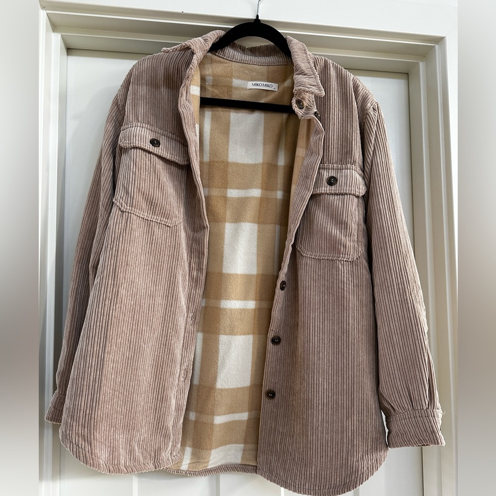 Tan corduroy fleece lined shacket size M. Never worn.